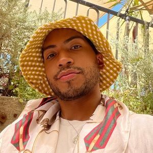 Meet your Posher, Calvin